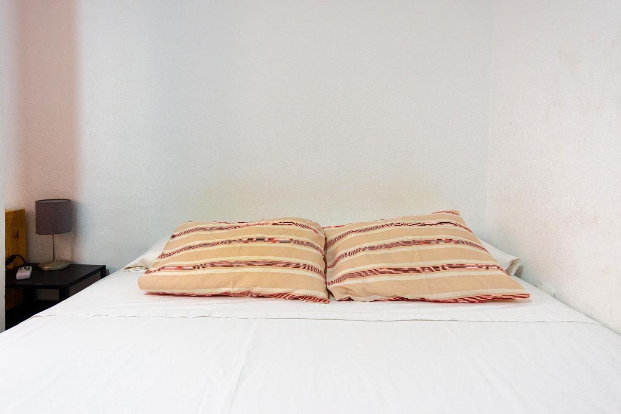 Rooms Young People Only, Soho Citycenter 马拉加 外观 照片