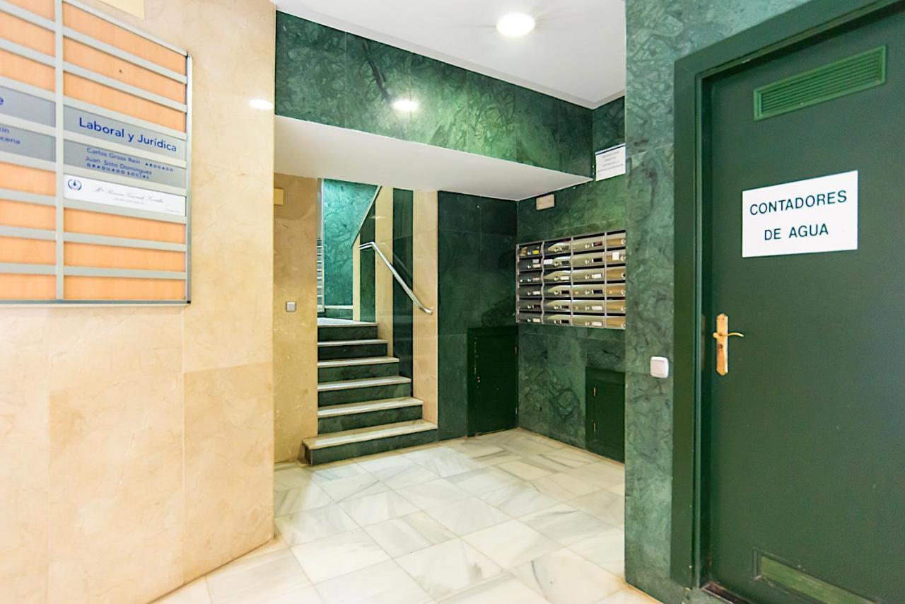 Rooms Young People Only, Soho Citycenter 马拉加 外观 照片